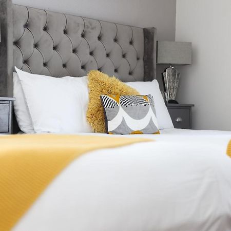 Mandalay Hotel Portrush Eksteriør billede